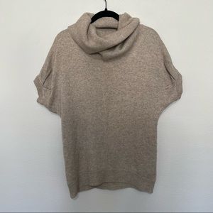M by Michael stars cowl neck oatmeal tan short sleeve sweater sz.1 (S)